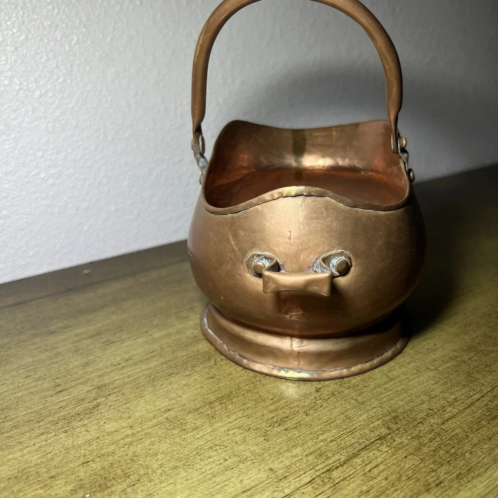 Antique Copper‎ Coal Scuttle Victorian Quality Dovetail Helmet